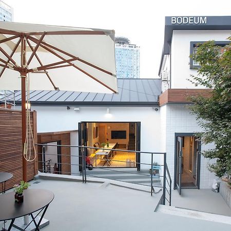 Bodeum Guesthouse Seoul Tower ภายนอก รูปภาพ